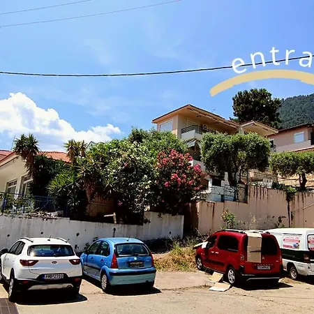 K. - Golden 펜션 크리시 아모우디아